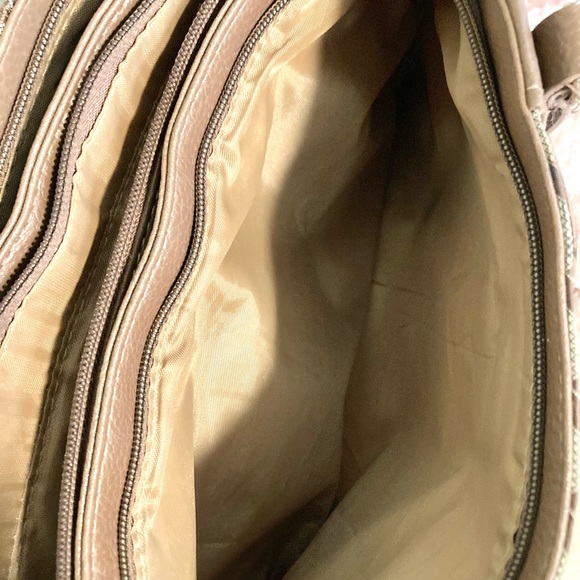 Lattice Pattern Purse - Picture 3 of 10